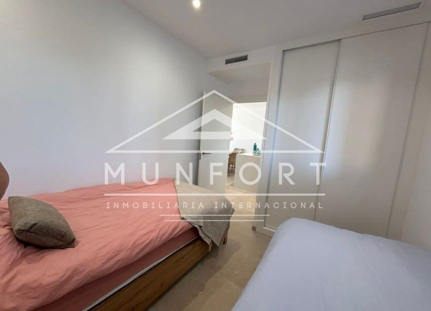 Apartamento de 2 habitaciones en Los Alcázares en venta con piscina - 260.000 € (Ref: 9882627)