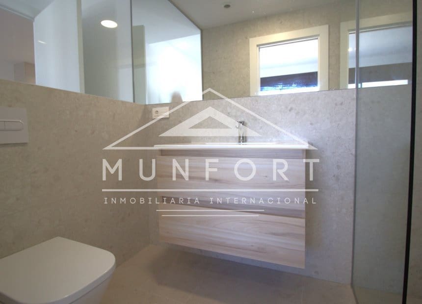 Apartamento de 2 habitaciones en Los Alcázares en venta con piscina - 260.000 € (Ref: 9882627)