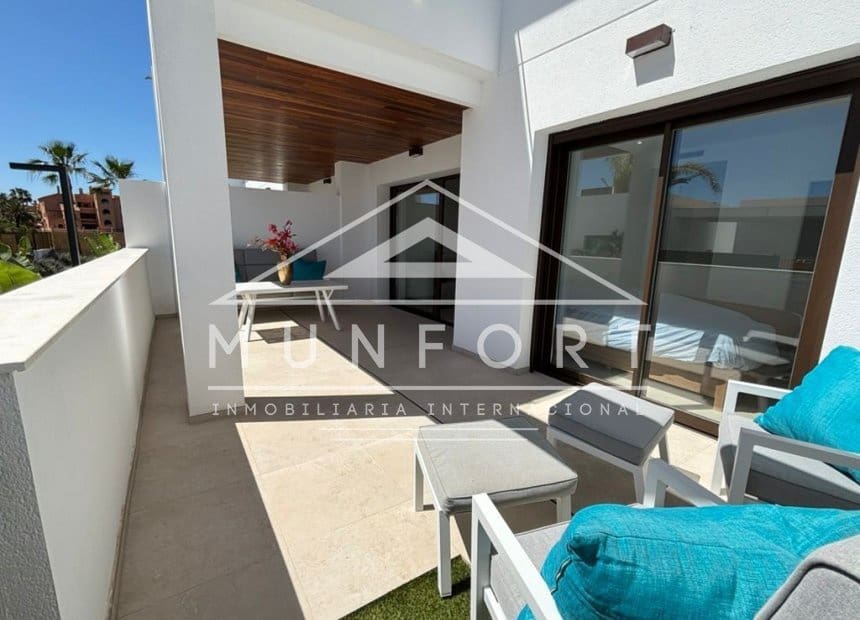 Apartamento de 2 habitaciones en Los Alcázares en venta con piscina - 260.000 € (Ref: 9882627)