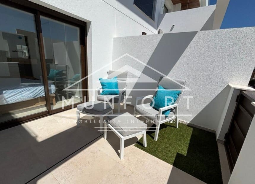 Apartamento de 2 habitaciones en Los Alcázares en venta con piscina - 260.000 € (Ref: 9882627)