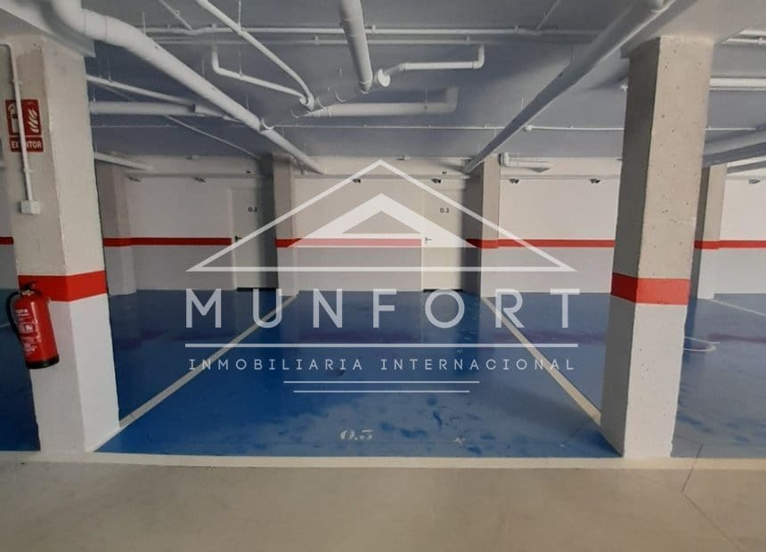 Apartamento de 2 habitaciones en Los Alcázares en venta con piscina - 260.000 € (Ref: 9882627)