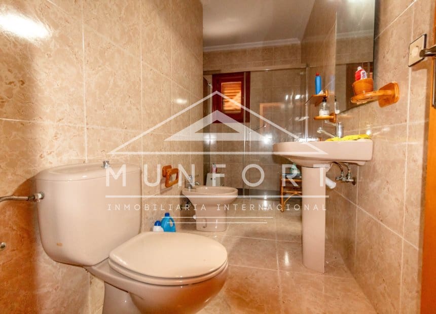 3 bedroom Semi-detached Villa for sale in Torre de la Horadada - € 239,000 (Ref: 9882628)