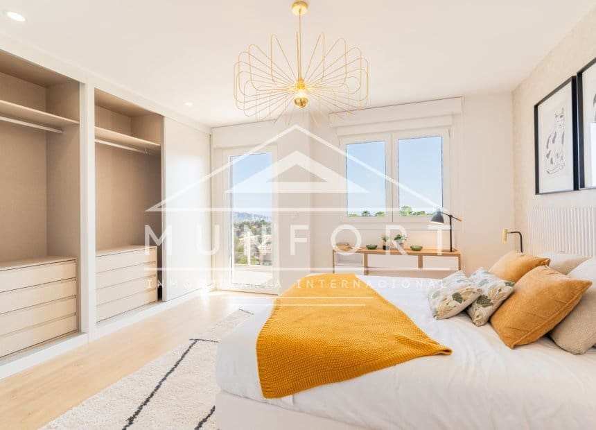 3 soveværelse Semi-Rækkehus til salg i La Nucia med swimmingpool - € 469.000 (Ref: 9883695)