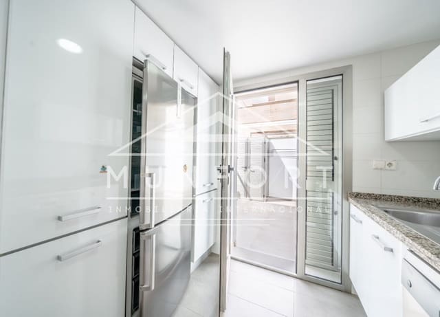 Casa de 5 habitaciones en Torre de la Horadada, Pilar de la Horadada en venta - 485.000 € (Ref: 9889372)