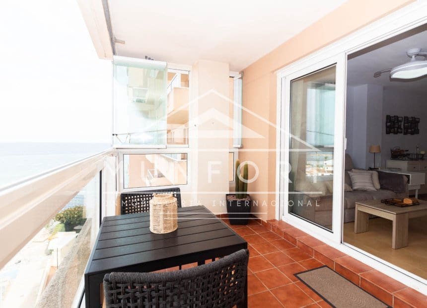 2 soverom Leilighet til salgs i La Manga del Mar Menor med svømmebasseng - € 239 000 (Ref: 9889536)