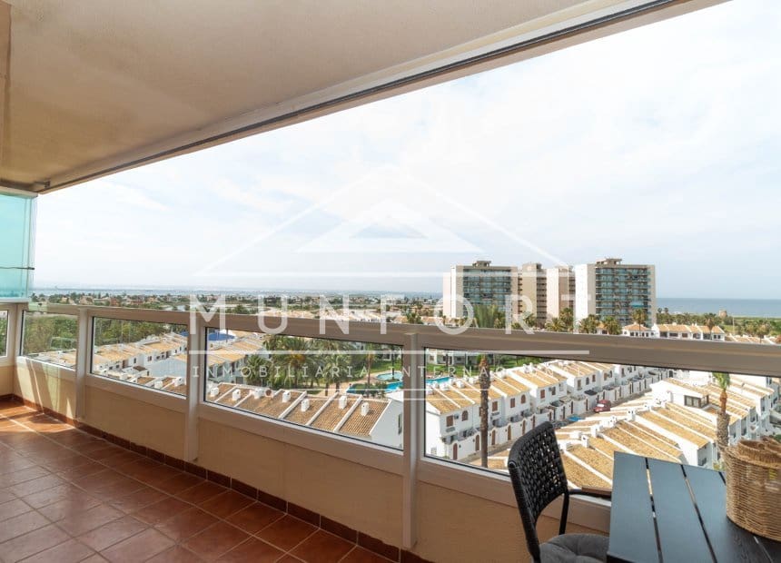 2 soverom Leilighet til salgs i La Manga del Mar Menor med svømmebasseng - € 239 000 (Ref: 9889536)
