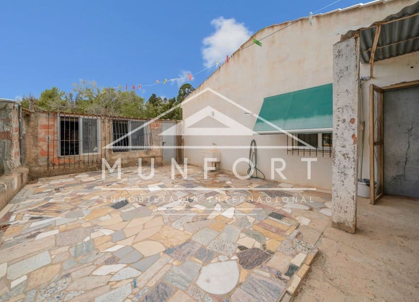 3 soveværelse Finca/Landehus til salg i Gea y Truyols med swimmingpool - € 229.900 (Ref: 9890972)