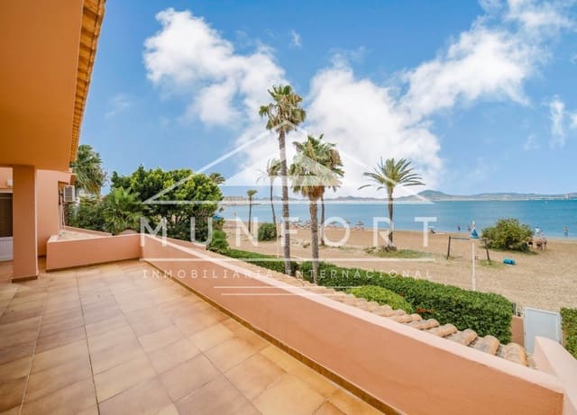 10 soveværelse Villa til salg i La Manga del Mar Menor med swimmingpool - € 1.325.000 (Ref: 9891057)