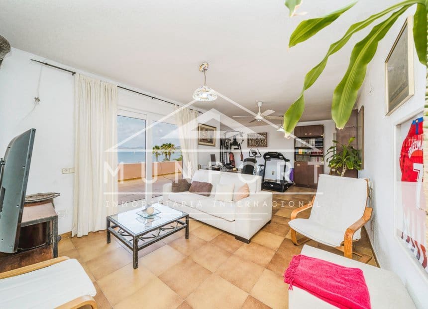 10 soveværelse Villa til salg i La Manga del Mar Menor med swimmingpool - € 1.325.000 (Ref: 9891057)