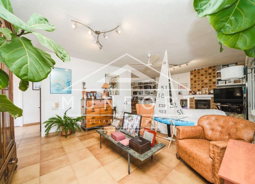 10 soveværelse Villa til salg i La Manga del Mar Menor med swimmingpool - € 1.325.000 (Ref: 9891057)