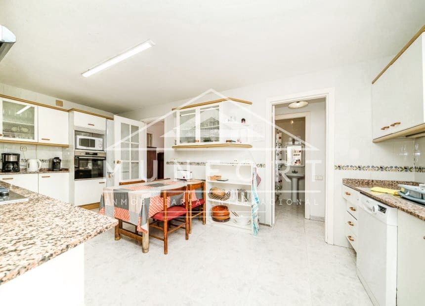 10 soveværelse Villa til salg i La Manga del Mar Menor med swimmingpool - € 1.325.000 (Ref: 9891057)
