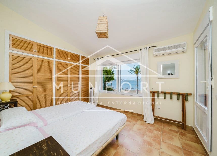 10 soveværelse Villa til salg i La Manga del Mar Menor med swimmingpool - € 1.325.000 (Ref: 9891057)