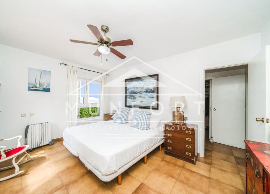 10 soveværelse Villa til salg i La Manga del Mar Menor med swimmingpool - € 1.325.000 (Ref: 9891057)