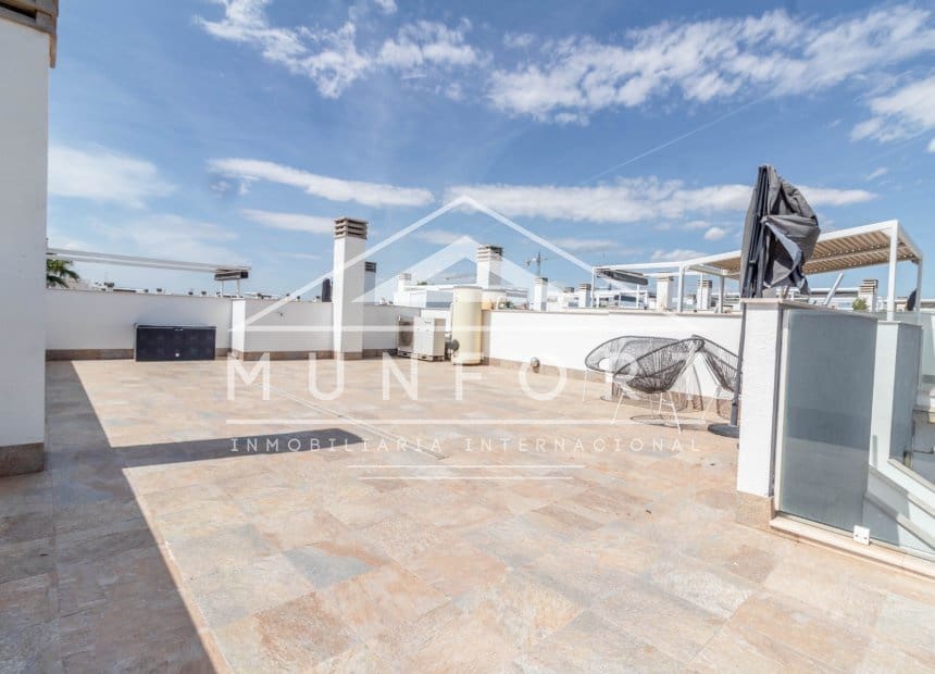 2 soverom Bungalow til salgs i Pilar de la Horadada med svømmebasseng - € 295 000 (Ref: 9891059)