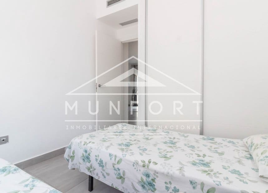 2 soverom Bungalow til salgs i Pilar de la Horadada med svømmebasseng - € 295 000 (Ref: 9891059)