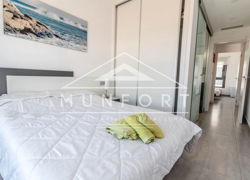 2 soverom Bungalow til salgs i Pilar de la Horadada med svømmebasseng - € 295 000 (Ref: 9891059)
