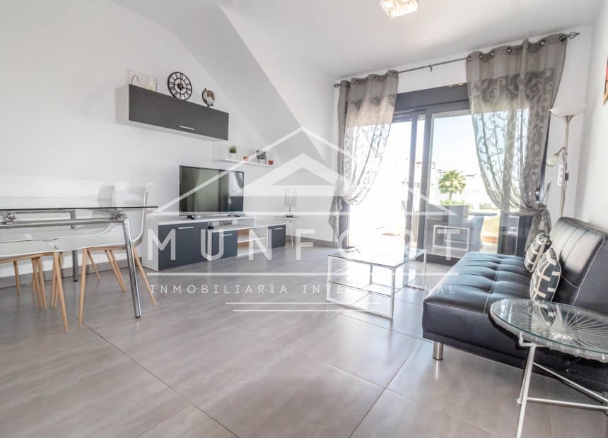 2 soverom Bungalow til salgs i Pilar de la Horadada med svømmebasseng - € 295 000 (Ref: 9891059)
