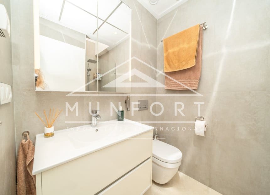 Chalet de 3 habitaciones en San Miguel de Salinas en venta con piscina - 399.000 € (Ref: 9891229)