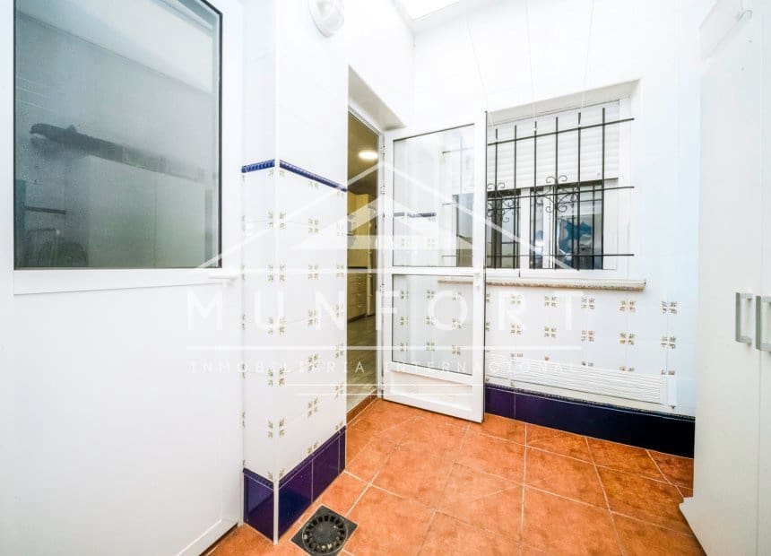 Casa de 3 habitaciones en Los Cuarteros en alquiler - 850 € (Ref: 9892975)