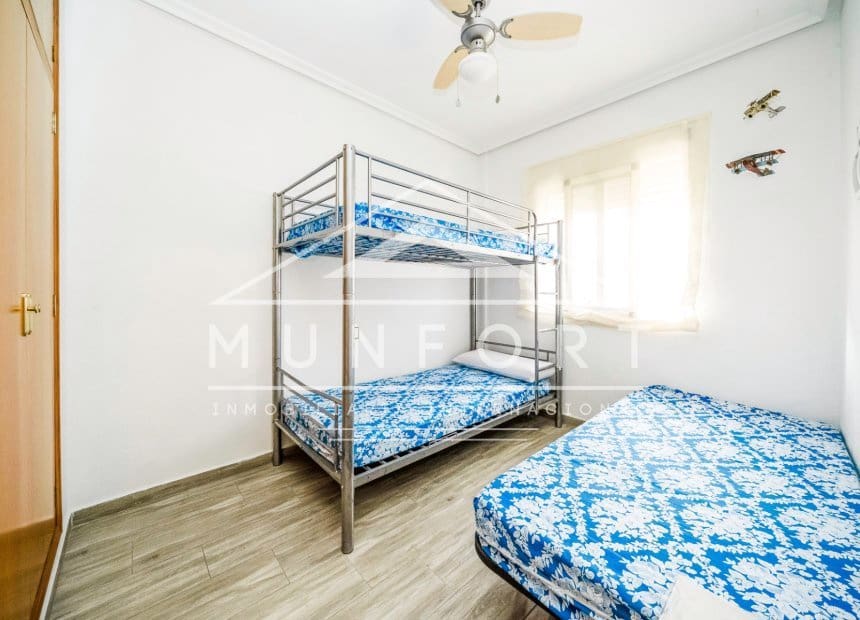 Casa de 3 habitaciones en Los Cuarteros en alquiler - 850 € (Ref: 9892975)