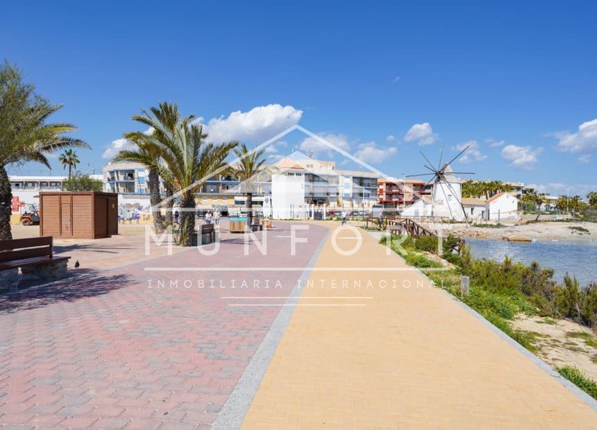 3 bedroom Townhouse for rent in Los Cuarteros - € 850 (Ref: 9892975)