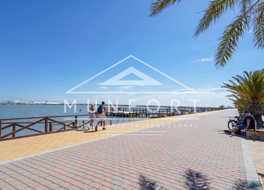 3 bedroom Townhouse for rent in Los Cuarteros - € 850 (Ref: 9892975)