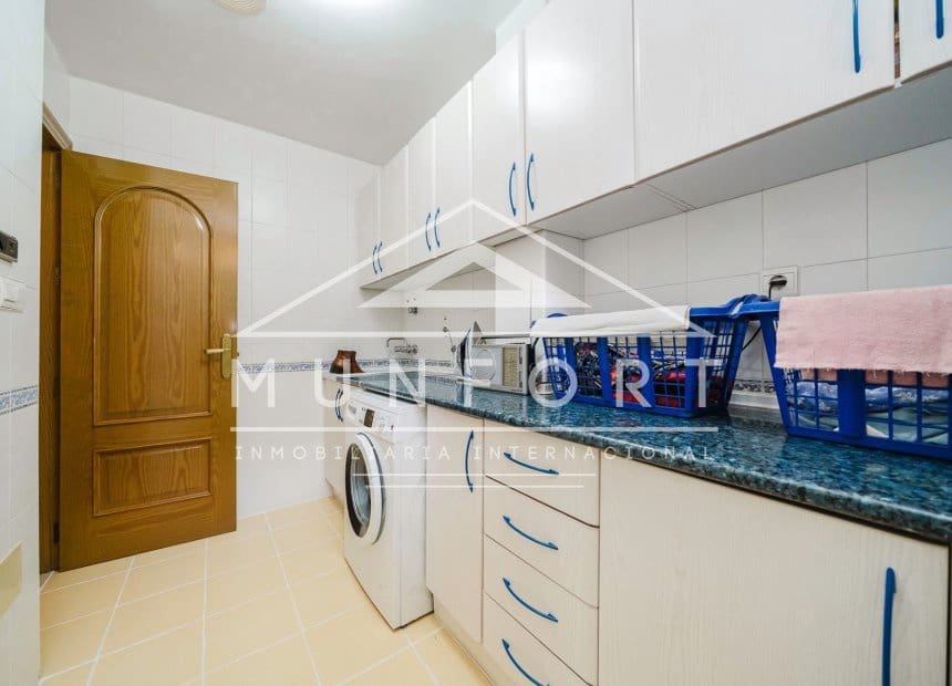 Chalet de 4 habitaciones en Santiago de la Ribera en venta - 650.000 € (Ref: 9893233)