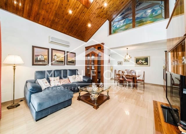 Chalet de 4 habitaciones en Santiago de la Ribera, San Javier en venta - 650.000 € (Ref: 9893233)