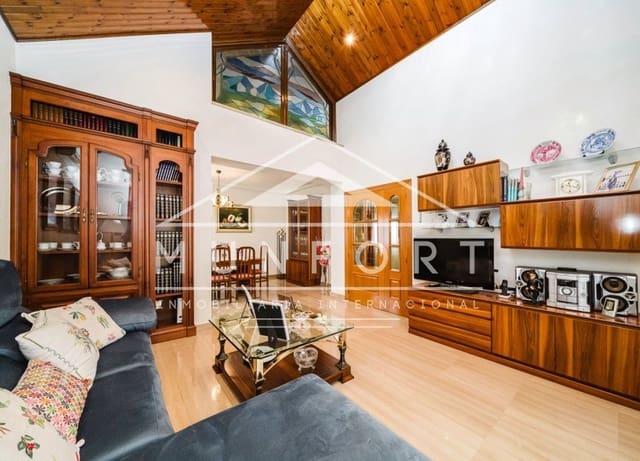 Chalet de 4 habitaciones en Santiago de la Ribera, San Javier en venta - 650.000 € (Ref: 9893233)