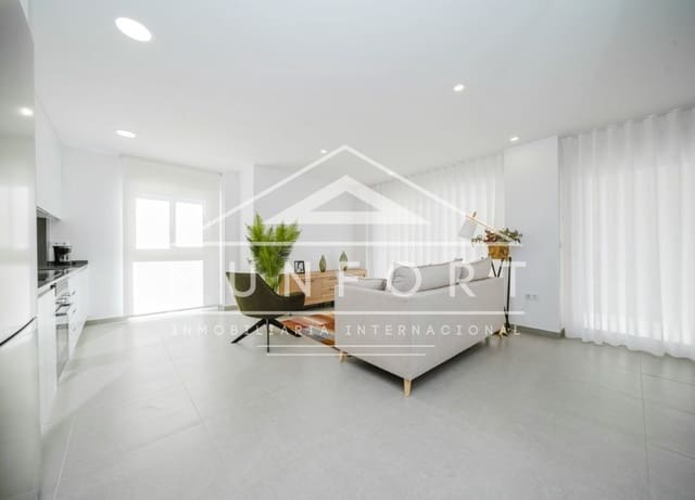 2 soverom Leilighet til leie i La Manga del Mar Menor med svømmebasseng - € 998 (Ref: 9893234)