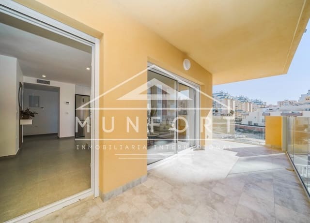 2 soverom Leilighet til leie i La Manga del Mar Menor med svømmebasseng - € 998 (Ref: 9893234)