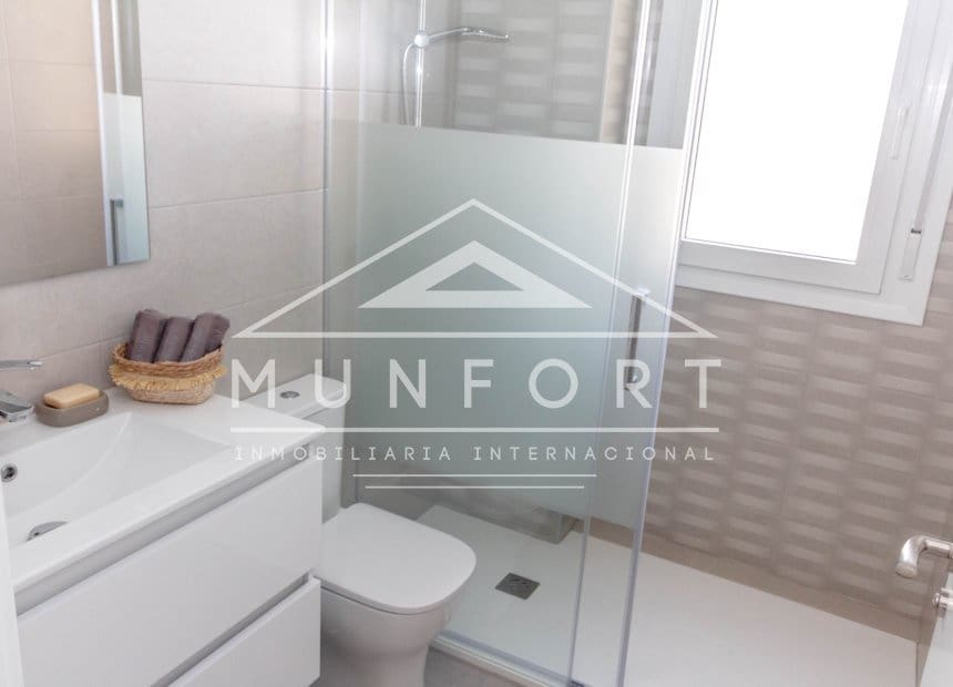 2 bedroom Apartment for rent in La Manga del Mar Menor with pool - € 998 (Ref: 9893234)