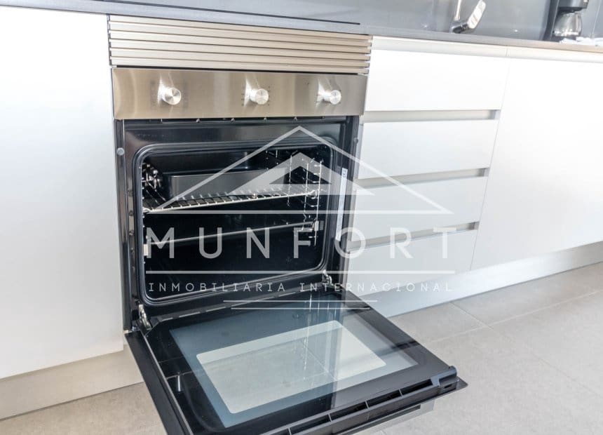 2 bedroom Apartment for rent in La Manga del Mar Menor with pool - € 998 (Ref: 9893234)