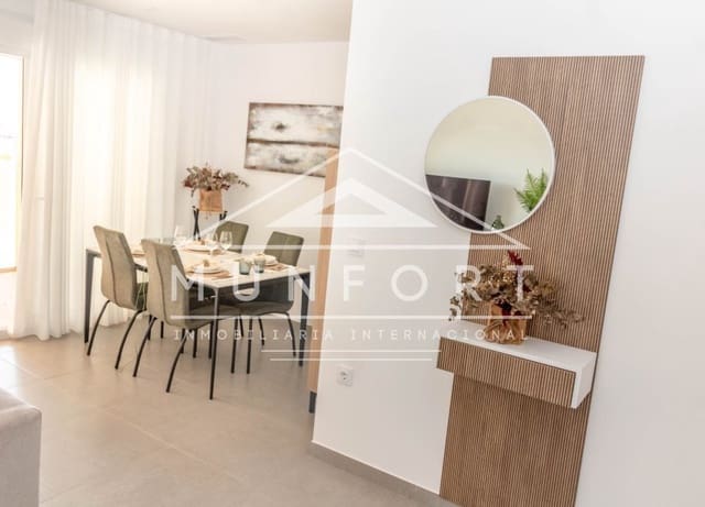 2 Zimmer Apartment zu vermieten in La Manga del Mar Menor mit Pool - 998 € (Ref: 9893234)