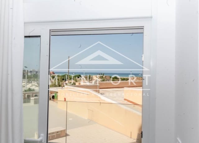 2 sypialnia Apartament do wynajęcia w La Manga del Mar Menor z basenem - 998 € (Ref: 9893234)
