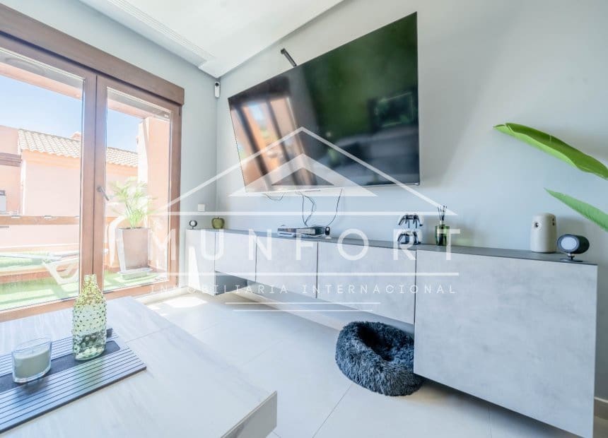 2 soverom Penthouse til salgs i Los Alcazares med svømmebasseng - € 192 900 (Ref: 9893236)