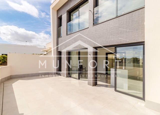 3 Zimmer Villa zu verkaufen in Lo Pagan, San Pedro del Pinatar mit Pool - 399.900 € (Ref: 9893237)