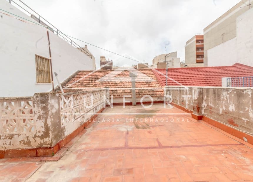 Solar/Parcela en Torrevieja en venta - 119.900 € (Ref: 9895436)