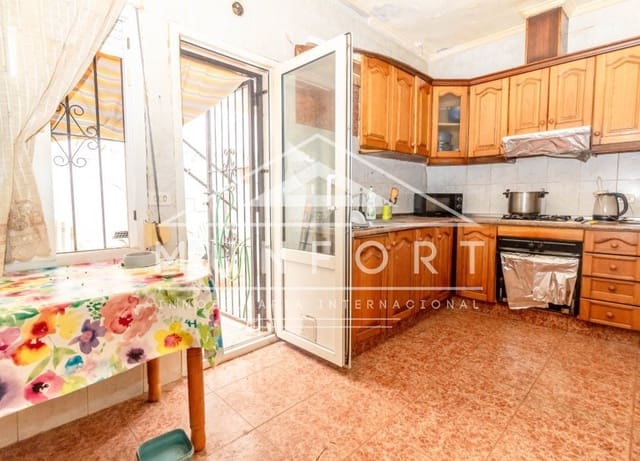 Terrain à Bâtir à vendre à Antonio Machado, Torrevieja - 119 900 € (Ref: 9895436)