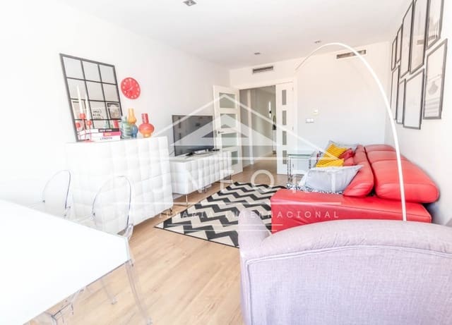 Apartamento de 3 habitaciones en Pilar de la Horadada en venta - 209.900 € (Ref: 9897413)