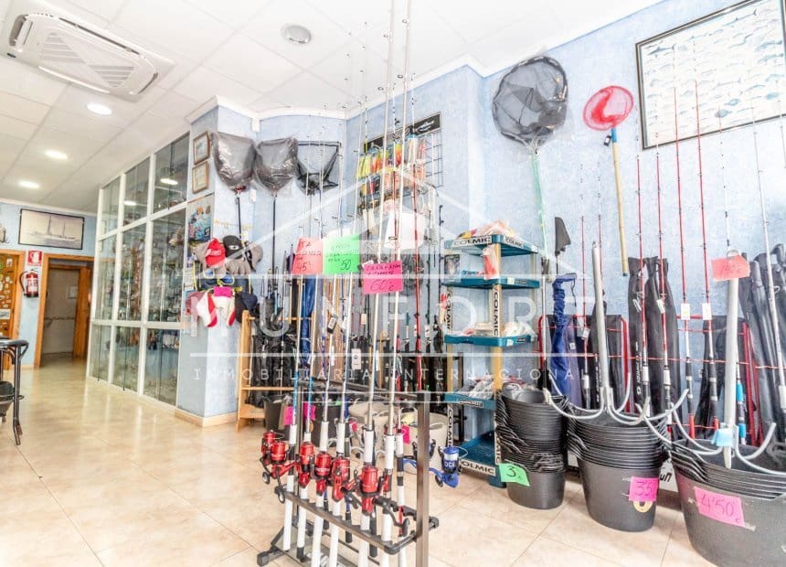 Commercieel te koop in Torrevieja - € 219.000 (Ref: 9905271)