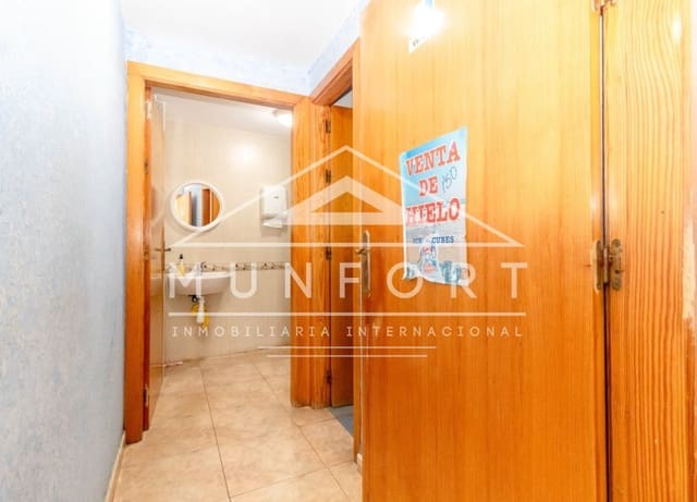 Commercieel te koop in Centro - Muelle Pesquero, Torrevieja - € 219.000 (Ref: 9905271)