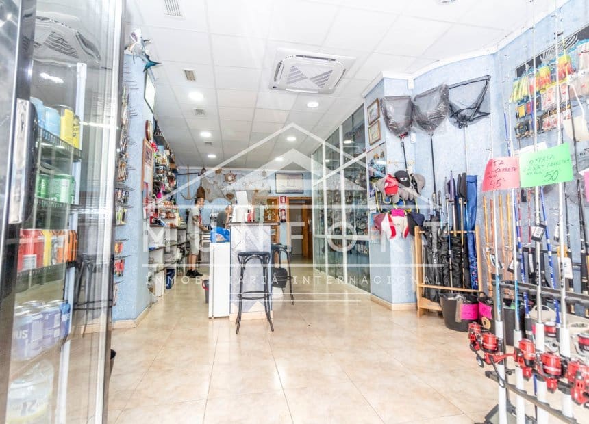 Commercieel te koop in Torrevieja - € 219.000 (Ref: 9905271)