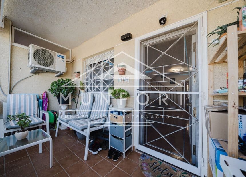 2 soverom Hus til salgs i Torrevieja med svømmebasseng - € 174 900 (Ref: 9920935)