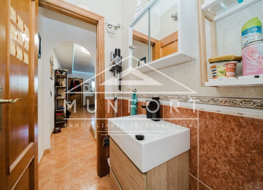 2 soverom Hus til salgs i Torrevieja med svømmebasseng - € 174 900 (Ref: 9920935)
