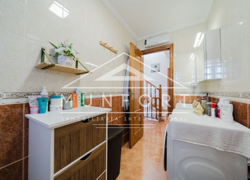 2 soverom Hus til salgs i Torrevieja med svømmebasseng - € 174 900 (Ref: 9920935)