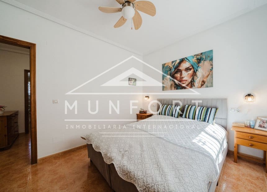 2 soverom Hus til salgs i Torrevieja med svømmebasseng - € 174 900 (Ref: 9920935)