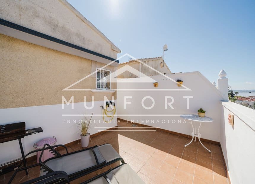 2 soverom Hus til salgs i Torrevieja med svømmebasseng - € 174 900 (Ref: 9920935)