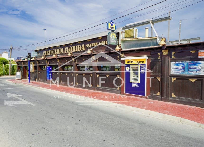 2 soverom Hus til salgs i Torrevieja med svømmebasseng - € 174 900 (Ref: 9920935)