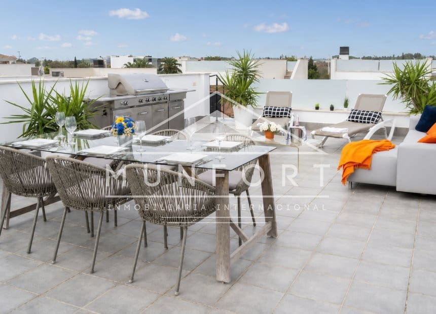4 soveværelse Villa til leje i Lo Pagan med swimmingpool - € 1.900 (Ref: 9921405)